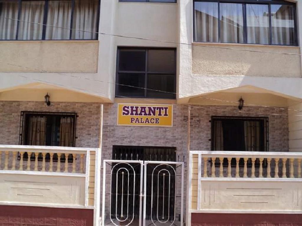 Mahābaleshwar Hotel Shanti Palace מראה חיצוני תמונה